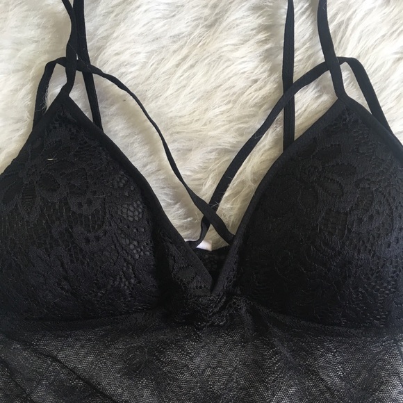 CAGED PADDED BRALETTE - Picture 3 of 4